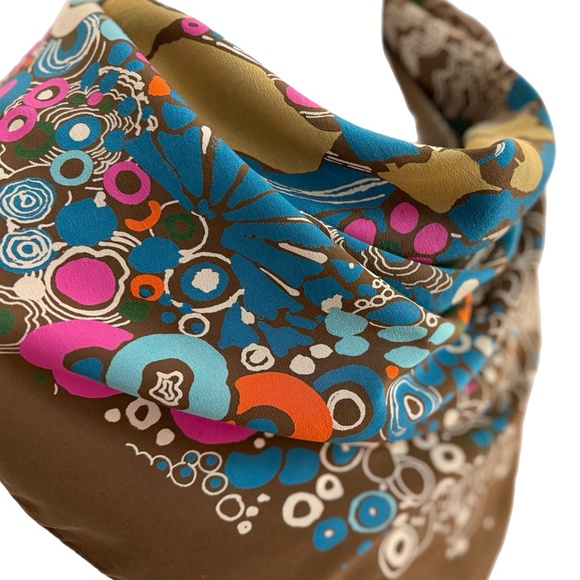 Daniel La Forêt Vintage Silk Scarf – Abstract Mod Print - Hand-Rolled Edges - Picture 3 of 8